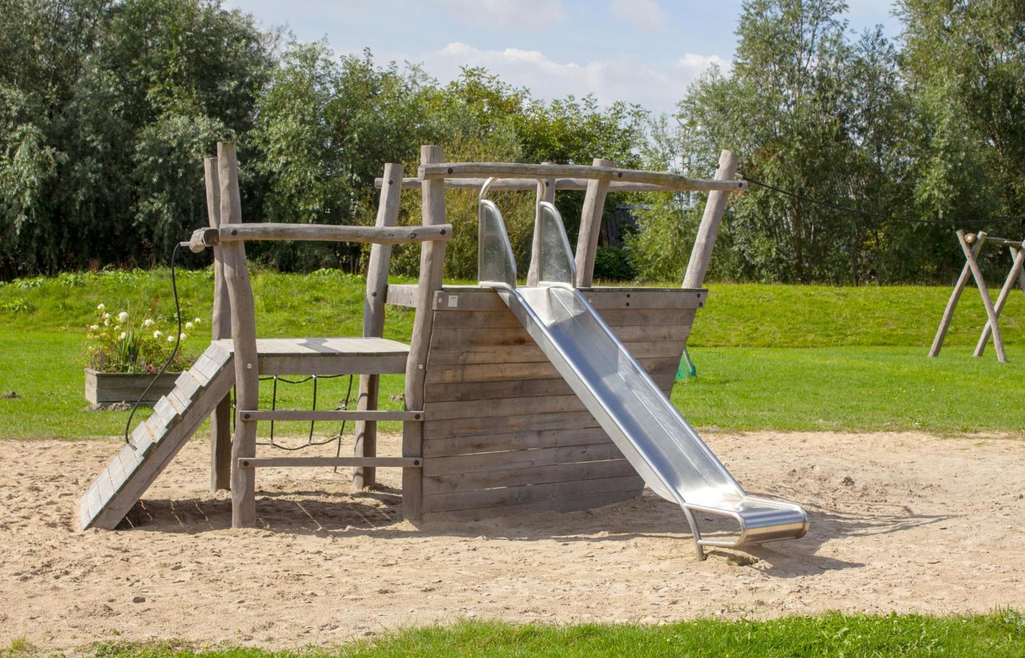 Luxus Familienvilla Mit Jacuzzi & Sauna 2 Tzummarum Esterno foto